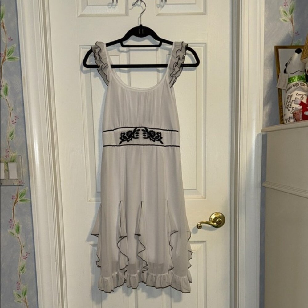 Chic White Midi Dress with Black Detailing